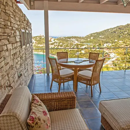 Oasis Tatil Evi Pefkali