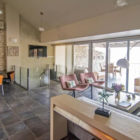 Oasis Tatil Evi Pefkali