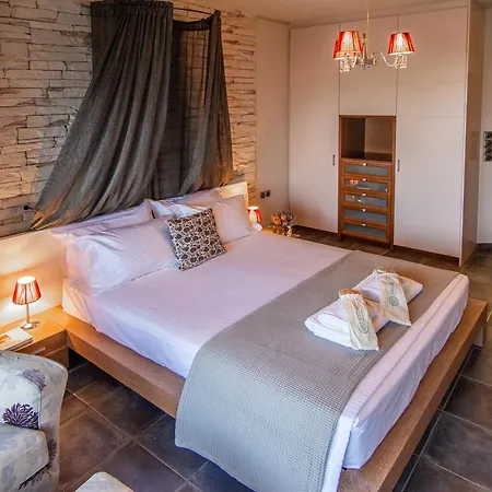 Oasis Tatil Evi Pefkali