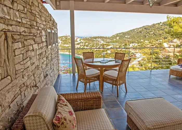 Oasis 펜션 Pefkali