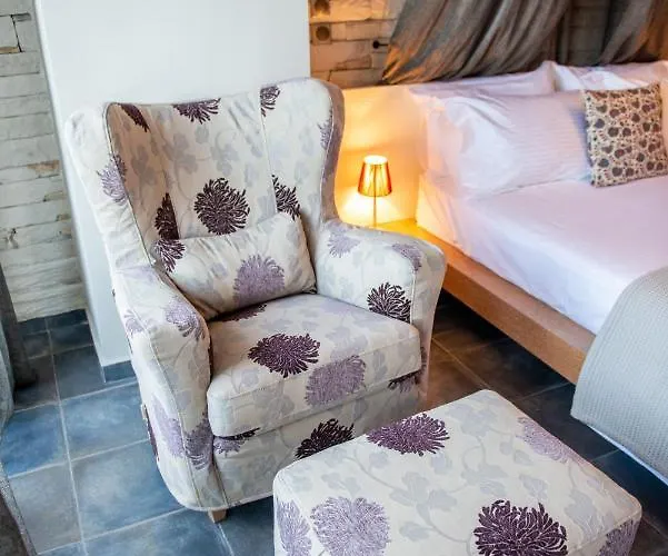 펜션 Oasis Pefkali