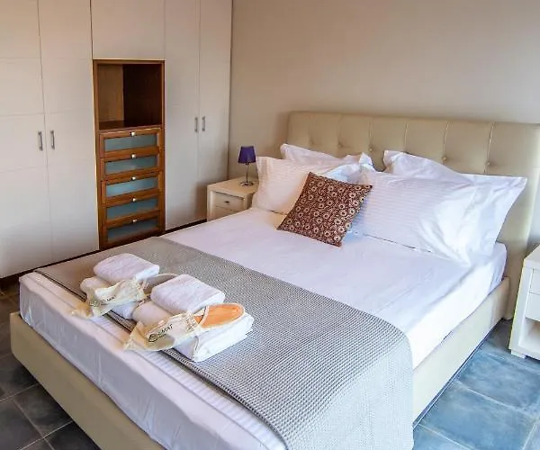 Oasis 펜션 Pefkali